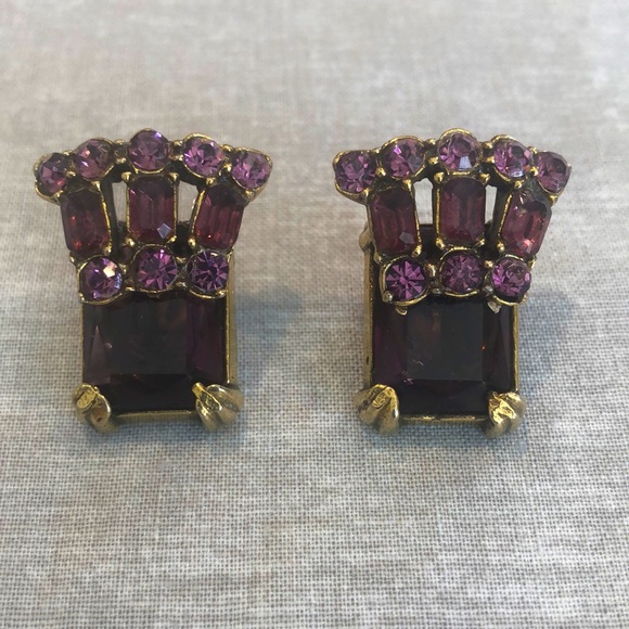 Jewelry - Purple faceted and prong clip earrings. Vintage